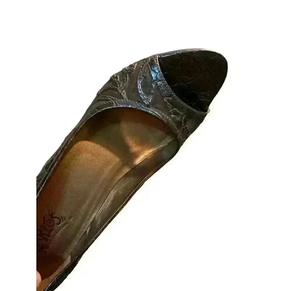 COPY - Carlos Santana Brown with Applique design Peep Toe Heels, Size 8 1/2 M, … - Picture 5 of 10